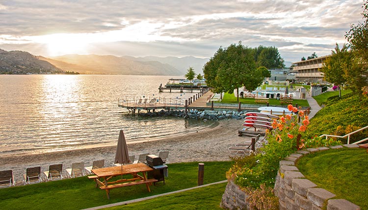 Campbell’s Resort on the shores of Lake Chelan makes an ideal base camp, providing easy access to wineries on both sides of the lake